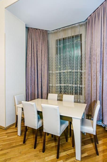 Adore Lux Apartment Baku Luaran gambar